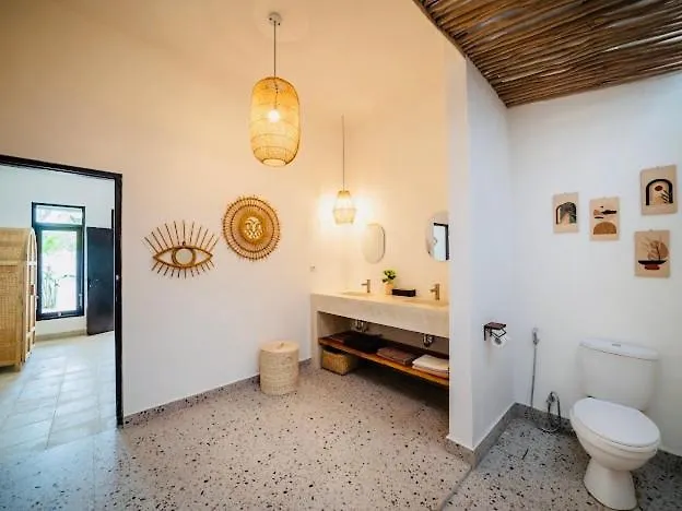 Villa Dadirri - In The Heart Of Seminyak - Walking Distance From Restaurants, Bars And Beach - Perfect Location