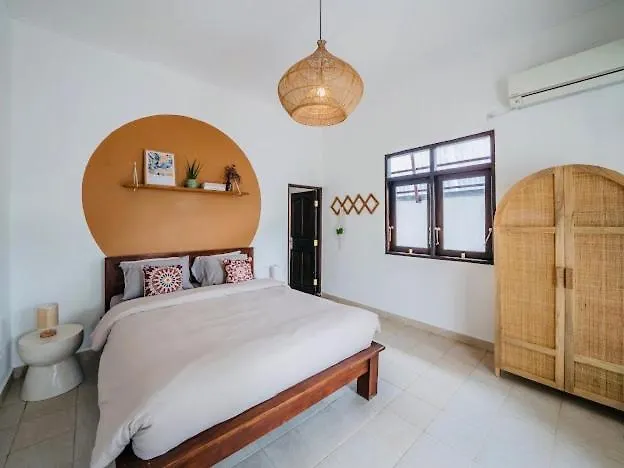 Villa Dadirri - In The Heart Of Seminyak - Walking Distance From Restaurants, Bars And Beach - Perfect Location 0*, Seminyak (Bali)