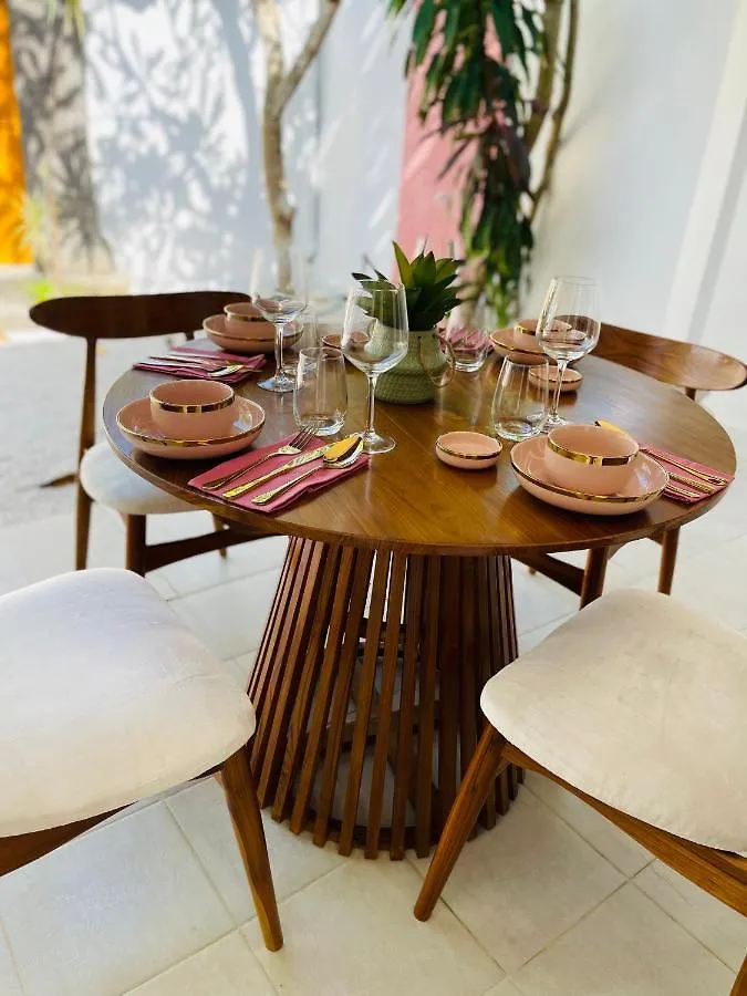 Villa Dadirri - In The Heart Of Seminyak - Walking Distance From Restaurants, Bars And Beach - Perfect Location